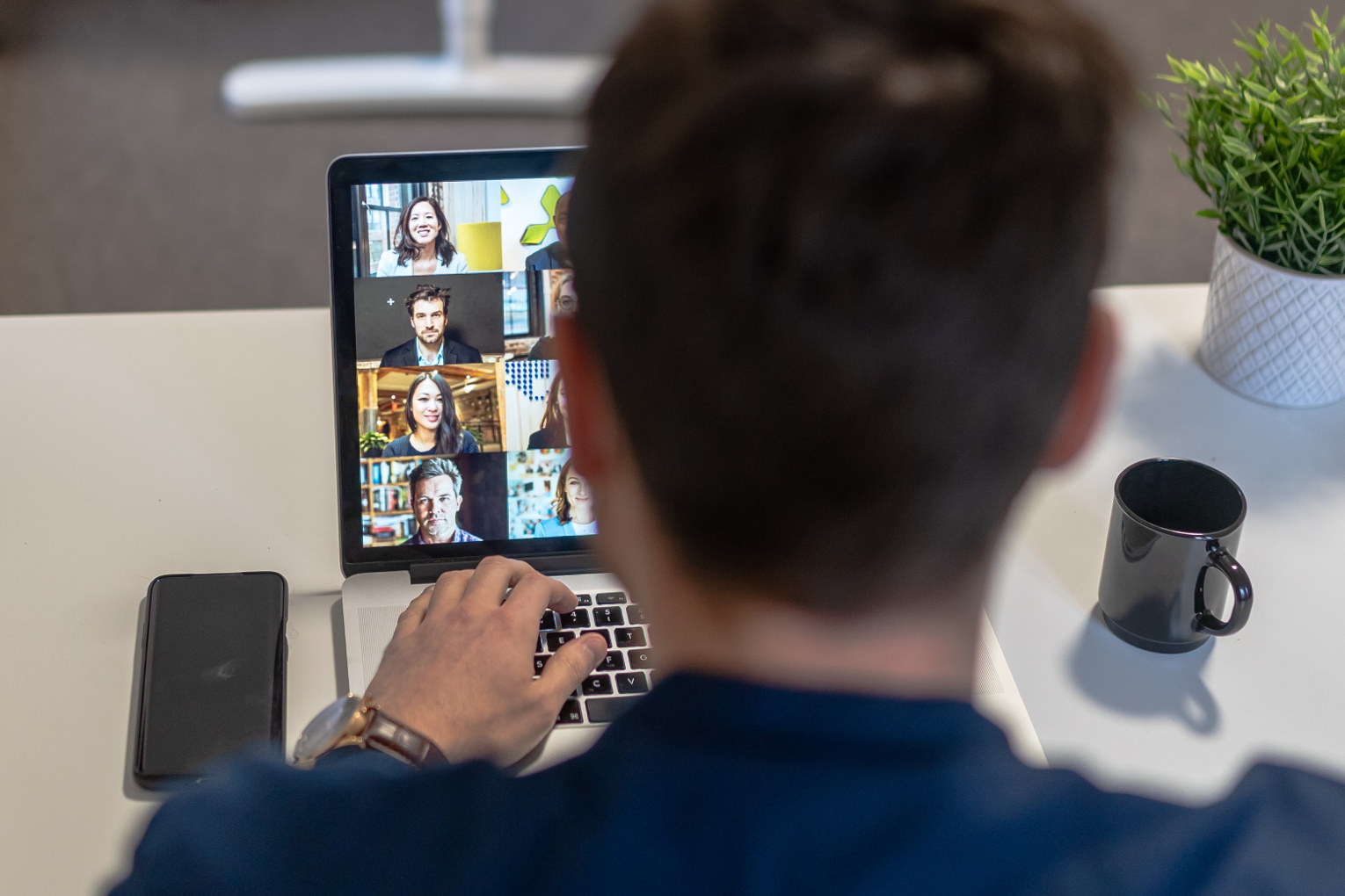 Remote vs. distributed teams: How do they differ?