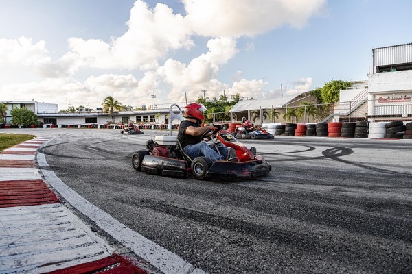Go Karting in Cancun - team 2