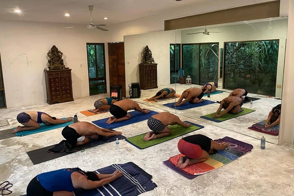 Yoga in Cancun - team 3
