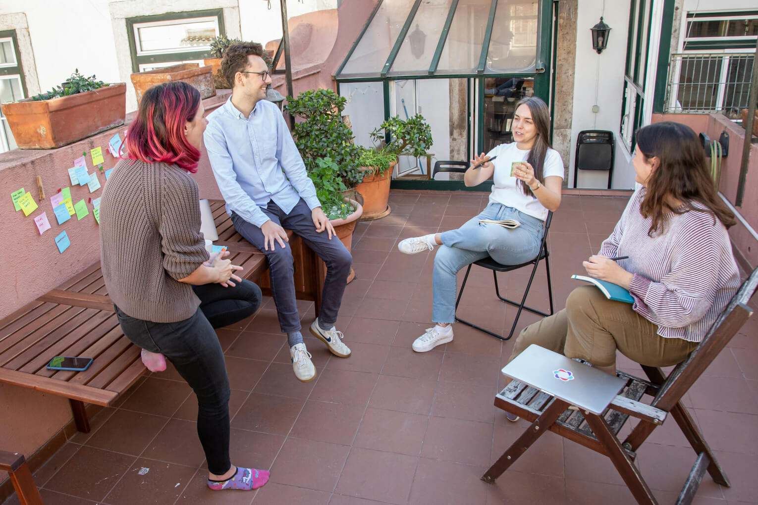 15 Collaboration games to supercharge your workplace