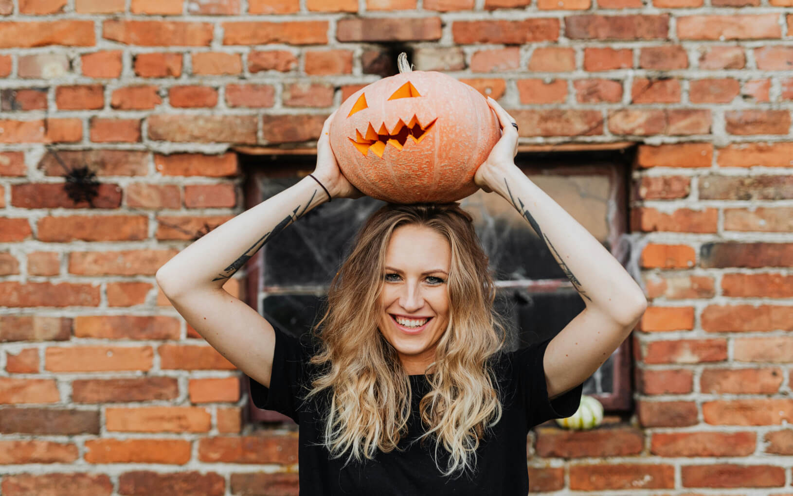 Have no fear! Our best Halloween office ideas are here